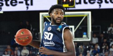 Bahçeşehir Koleji, Cluj Napoca’yı son çeyrekte geçti!