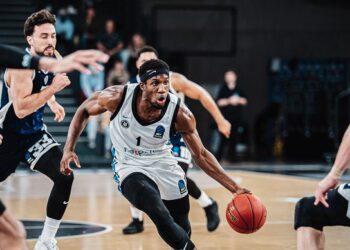 Bahçeşehir Koleji, Hamburg’u deplasmanda farklı yendi!