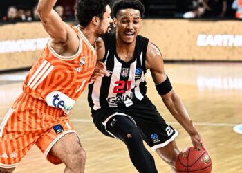 Beşiktaş GAİN, Almanya'da son saniye üçlüğü ile kazandı! Beşiktaş GAİN, Almanya’da son saniye üçlüğü ile kazandı!