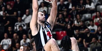 Beşiktaş, JL Bourg’u farklı devirdi!