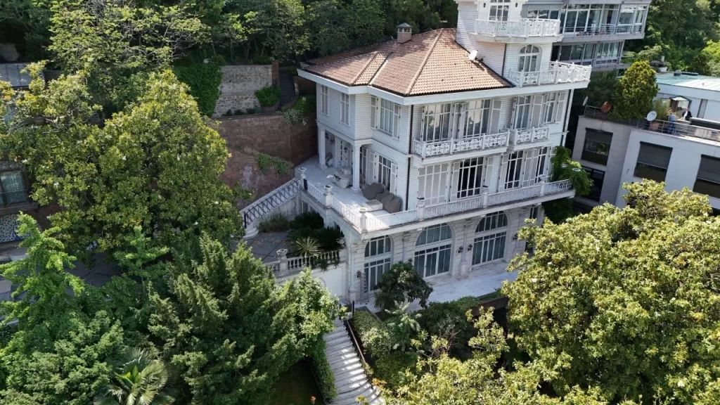beyaz kosk habermeydan 1