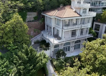 Koza-İpek Holding’e ait ‘Beyaz Köşk’ün yeni sahibi belli oldu