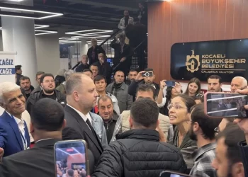 CHP Kocaeli İl Kongresi’nde gerginlik!