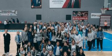 Emlak Konut, Saarlouis Royals'ı farklı geçti! Emlak Konut, Saarlouis Royals’ı farklı geçti!