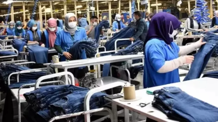 Tekstil devi Türkiye fabrikasını kapatıp üretimi Mısır’a taşıdı.
