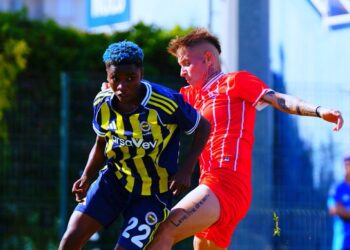 Fenerbahçe arsaVev, 1207 Antalyaspor’u farklı yendi!