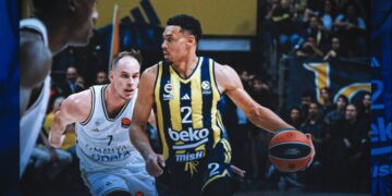 Fenerbahçe Beko, evinde Dubai’ye 24 sayı farkla kaybetti!