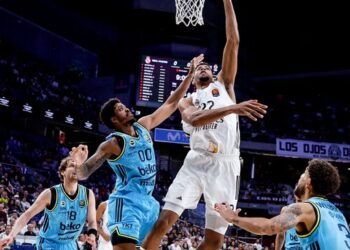 Fenerbahçe Beko, Real Madrid'e farklı kaybetti! Fenerbahçe Beko, Real Madrid’e farklı kaybetti!