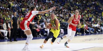 Fenerbahçe Opet'ten, EuroLeague'de 4'te 4! Fenerbahçe Opet’ten, EuroLeague’de 4’te 4!