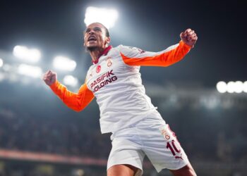 Galatasaray, Başakşehir deplasmanında 3 puanı kaptı!