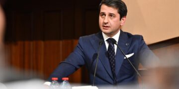 Ekrem İmamoğlu’nun danışmanı İbrahim Özkan gözaltına alındı Ekrem İmamoğlu’nun danışmanı İbrahim Özkan gözaltına alındı