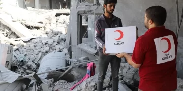 Türk Kızılay Gazze'ye yeni gemi yollayacak Türk Kızılay Gazze’ye yeni gemi yollayacak