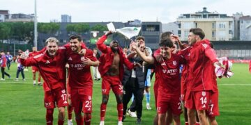 Pendikspor, Serik Spor önünde 3 puanı 4 golle aldı! Pendikspor, Serik Spor önünde 3 puanı 4 golle aldı!