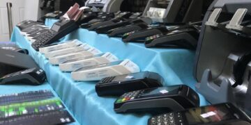 Laleli’de POS cihazı operasyonu: 60 kişi hakkında gözaltı kararı