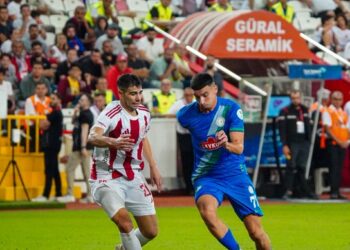 Rizespor, Antalya’da 3 puanı 5 golle aldı!
