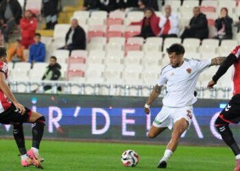 Sivasspor ile Hatayspor puanları paylaştı! Sivasspor ile Hatayspor puanları paylaştı!