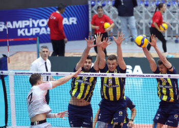 Ziraat Bankkart, Fenerbahçe’yi geçip Şampiyonlar Kupası şampiyonu oldu!