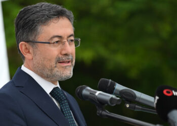 Bakan Yumaklı'dan 11 Kasım Milli Ağaçlandırma Günü'ne ilişkin vatandaşlara çağrı Bakan Yumaklı’dan 11 Kasım Milli Ağaçlandırma Günü’ne ilişkin vatandaşlara çağrı