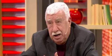 Ahmet Gülhan hayatını kaybetti Ahmet Gülhan hayatını kaybetti