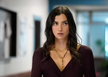 Güller ve Günahlar'ın Azra'sı Aleyna Solaker kimdir? Güller ve Günahlar’ın Azra’sı Aleyna Solaker kimdir?