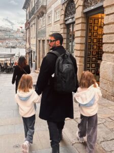 Anıl Altan ve Pelin Akil kızlarıyla aile tatili Anil Altan Pelin Akil kizlariyla aile tatili2 habermeydan