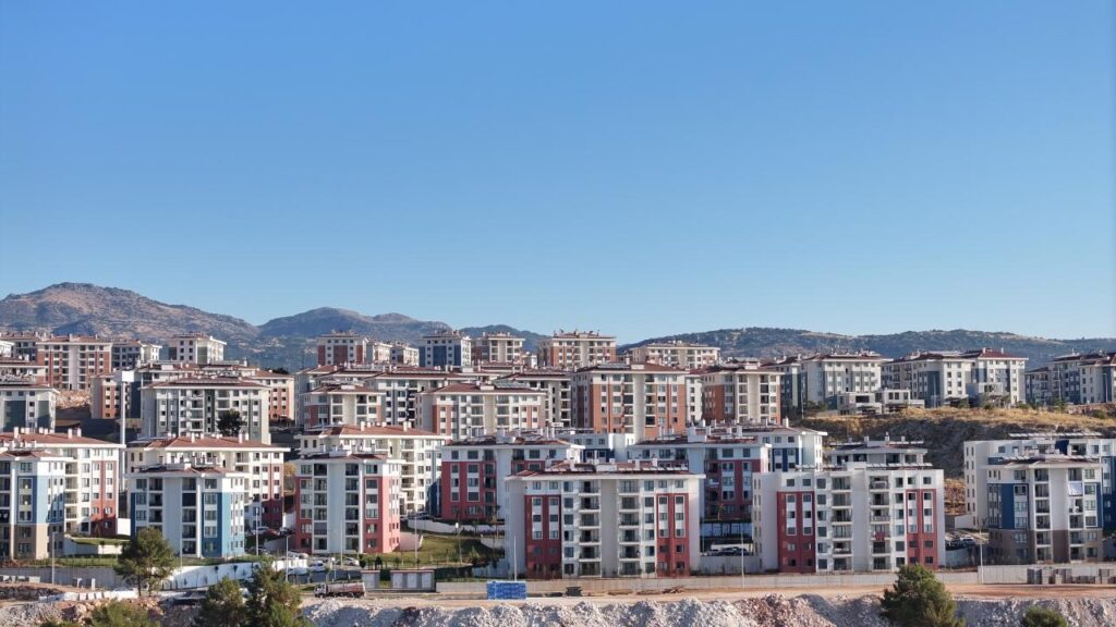 Bakan Kurum: Asrın İnşası’nda 350.000 tamam Asrin Insasi habermeydan