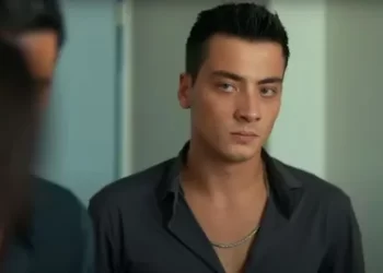 Atakan Özkaya hayranlarından aldığı en ilginç yorumu anlattı