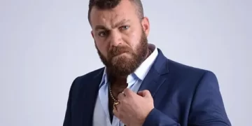 Bahadır Ünlü çalışanını darp etti!