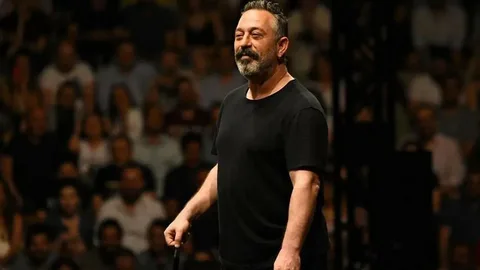 Cem Yılmaz: Kardeşim gösteriye geldi Cem YIlmaz Kardesim gosteriye geldi1 habermeydan