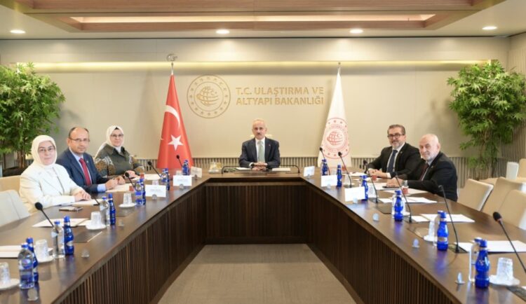 Çocukların Dijital Hakları Sosyal Medyada Korunacak Cocuklarin Dijital Haklari habermeydan