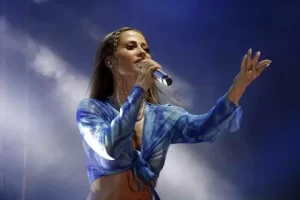 Derya Ulug kimdir1 habermeydan