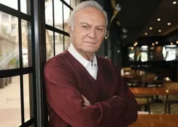 Ediz Hun: Kimse kalmadı, yalnızlık çekiyorum