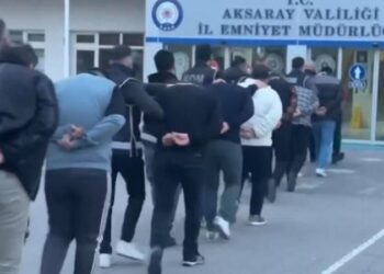 45 İlde FETÖ’ye Yönelik Operasyonlarda 178 Şüpheli Yakalandı 45 İlde FETÖ’ye Yönelik Operasyonlarda 178 Şüpheli Yakalandı