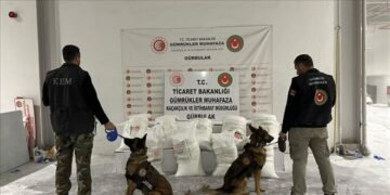 Gürbulak Gümrük Kapısında 721 Kilogram Sıvı Metamfetamin Yakalandı Gürbulak Gümrük Kapısında 721 Kilogram Sıvı Metamfetamin Yakalandı