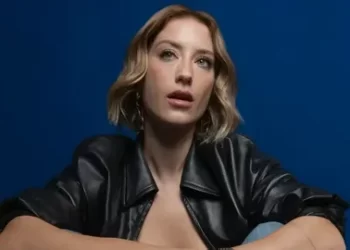 Hazal Kaya’nın yeni imajı olay oldu!