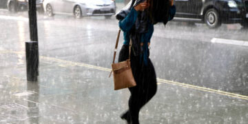 Meteoroloji ve AKOM’dan İstanbul için kuvvetli yağış uyarısı