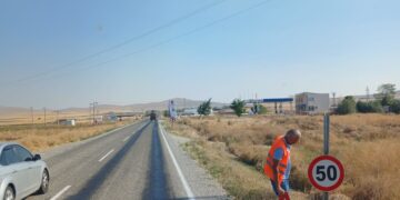 Karayollarında hız sınırını belirleyen işaretlemelerde sadeleştirmeye gidildi Karayollarında hız sınırını belirleyen işaretlemelerde sadeleştirmeye gidildi