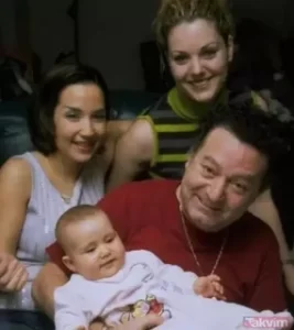 Kayahan'ın kızı babası, Atatürk ve Mevlana ile iletişime geçebildiğini söyledi Kayahanin kizi babasi Ataturk Mevlana iletisime gecebildigini soyledi2 habermeydan