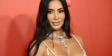 Kim Kardashian’dan annesi Kris Jenner’a duygusal doğum günü mesajı Kim Kardashian’dan annesi Kris Jenner’a duygusal doğum günü mesajı