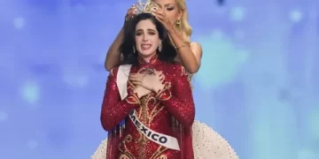 ‘Aptal’ güzel Meksikalı yarışmacı 2025 Kainat Güzeli seçildi