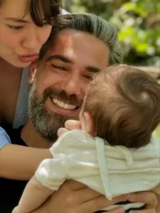 Neslihan Atagül minik oğlu Aziz’le oyunlar oynadı! O anlar sosyal medyada çok beğenildi Neslihan Atagul minik oglu Azizle oyunlar oynadi2 habermeydan