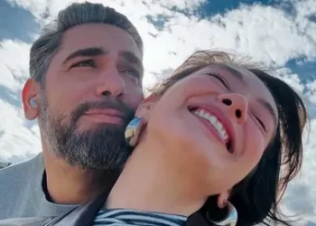 Neslihan Atagül minik oğlu Aziz’le oyunlar oynadı! O anlar sosyal medyada çok beğenildi Neslihan Atagül minik oğlu Aziz’le oyunlar oynadı! O anlar sosyal medyada çok beğenildi