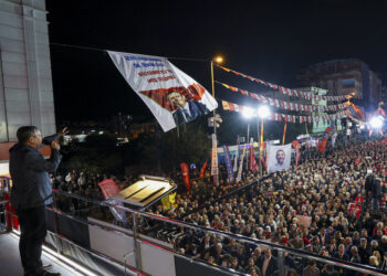 Özgür Özel: Cesaretiniz Varsa Yargılamaları Canlı Yayınlayın Özgür Özel: Cesaretiniz Varsa Yargılamaları Canlı Yayınlayın