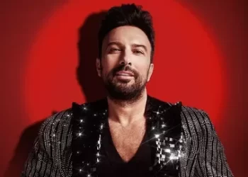 Hasret sona eriyor Megastar Tarkan, İstanbul konserlerine başlıyor Hasret sona eriyor Megastar Tarkan, İstanbul konserlerine başlıyor
