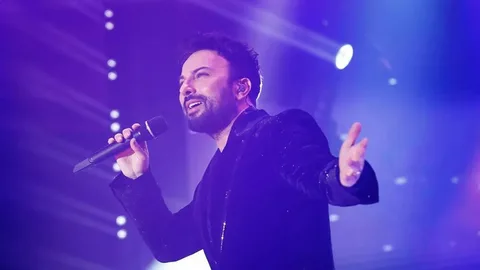 Tarkan'a dudak uçuklatan yılbaşı ücreti Tarkana dudak ucuklatan yilbasi ucreti habermeydan