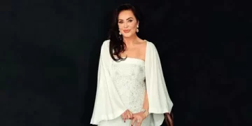 Türkan Şoray için saygı duruşu