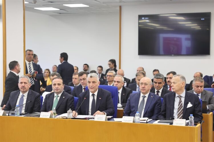 Bakan Bolat: Türkiye'den İsrail'e bütün ürün gruplarında ticaret tamamen durdurulmuştur Turkiyeden Israile butun urun gruplarinda ticaret tamamen durdurulmustur habermeydan