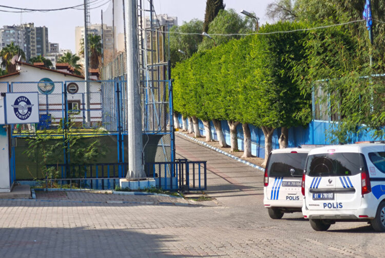 adana demirsporun tesislerine haciz geldi habermeydan