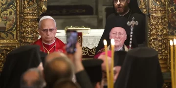 Papa 14. Leo Aya Yorgi Kilisesi’nde ayine katıldı