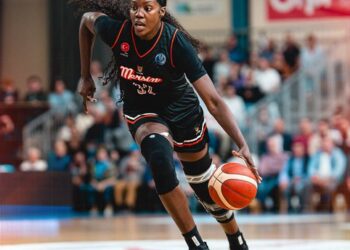 Basket Landes 66-55 ÇBK Mersin